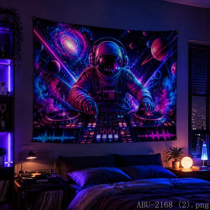 Space Astronaut Disc Tapestry  - огляд і ціна Esports Gaming Bar